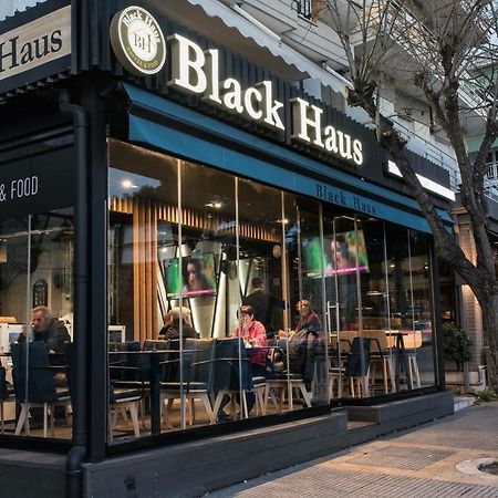 Blackhaus Young Mini Thessaloniki Exterior photo
